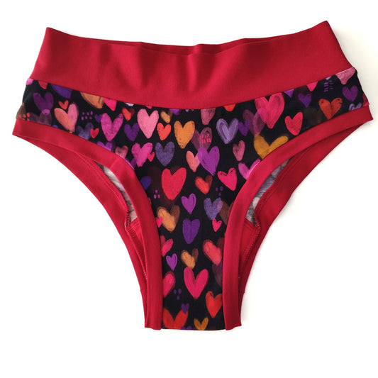 Braga Menstrual Útero Corazón